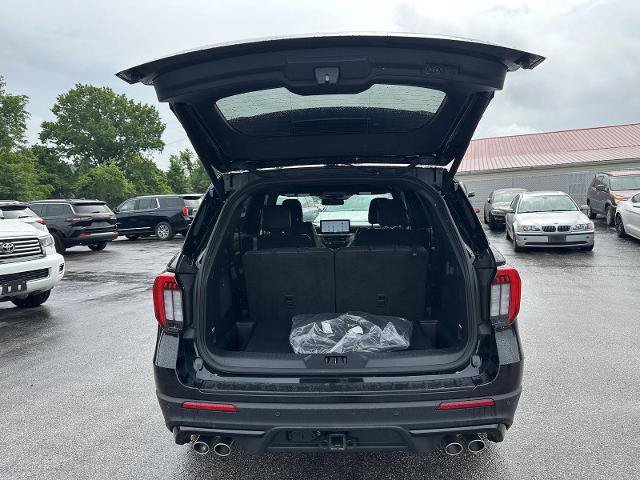 Certified 2025 Ford Explorer ST AWD/4WD image 11