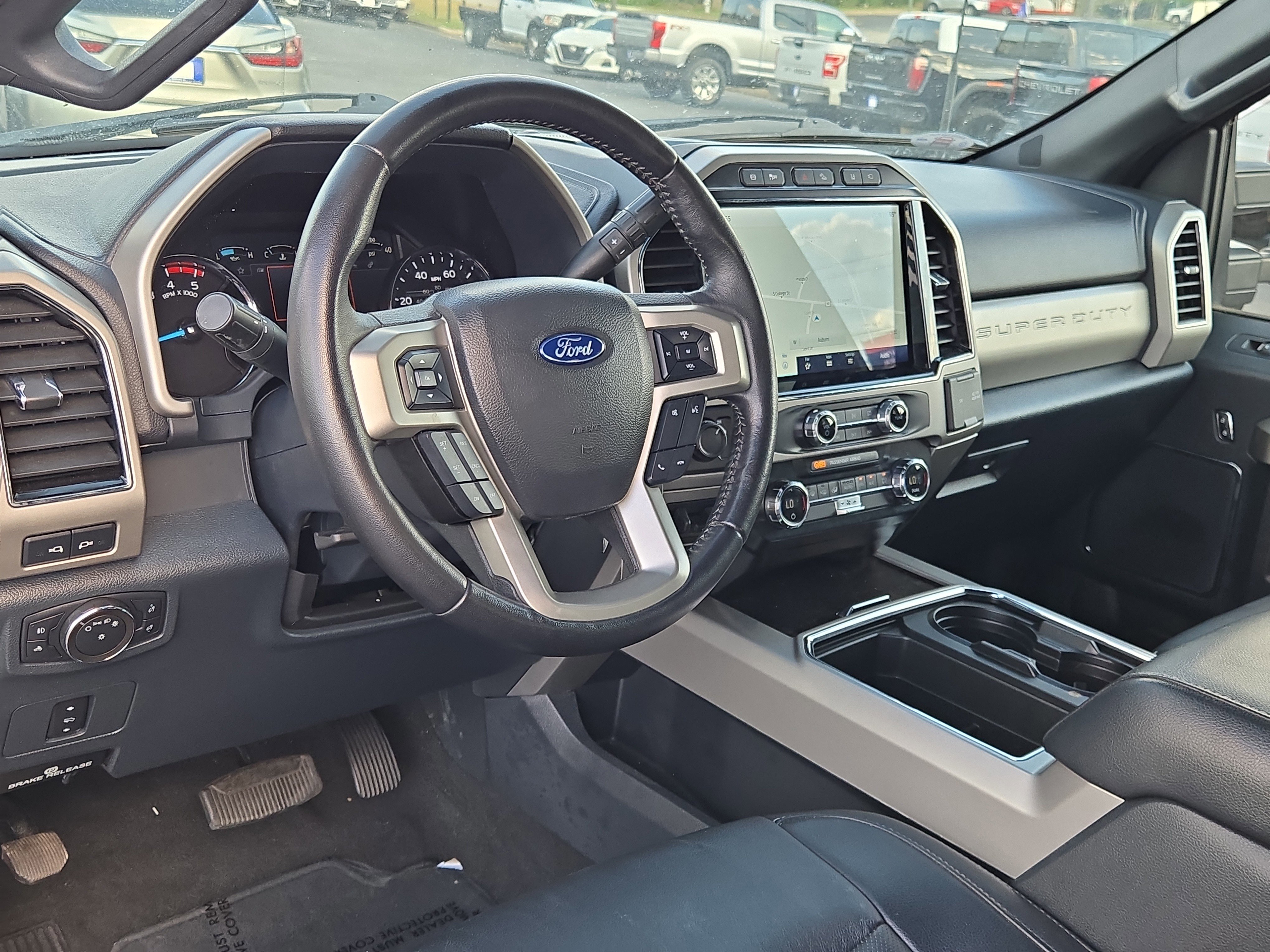 Certified 2022 Ford F350 Lariat w/ Tremor Off-Road Package image 24