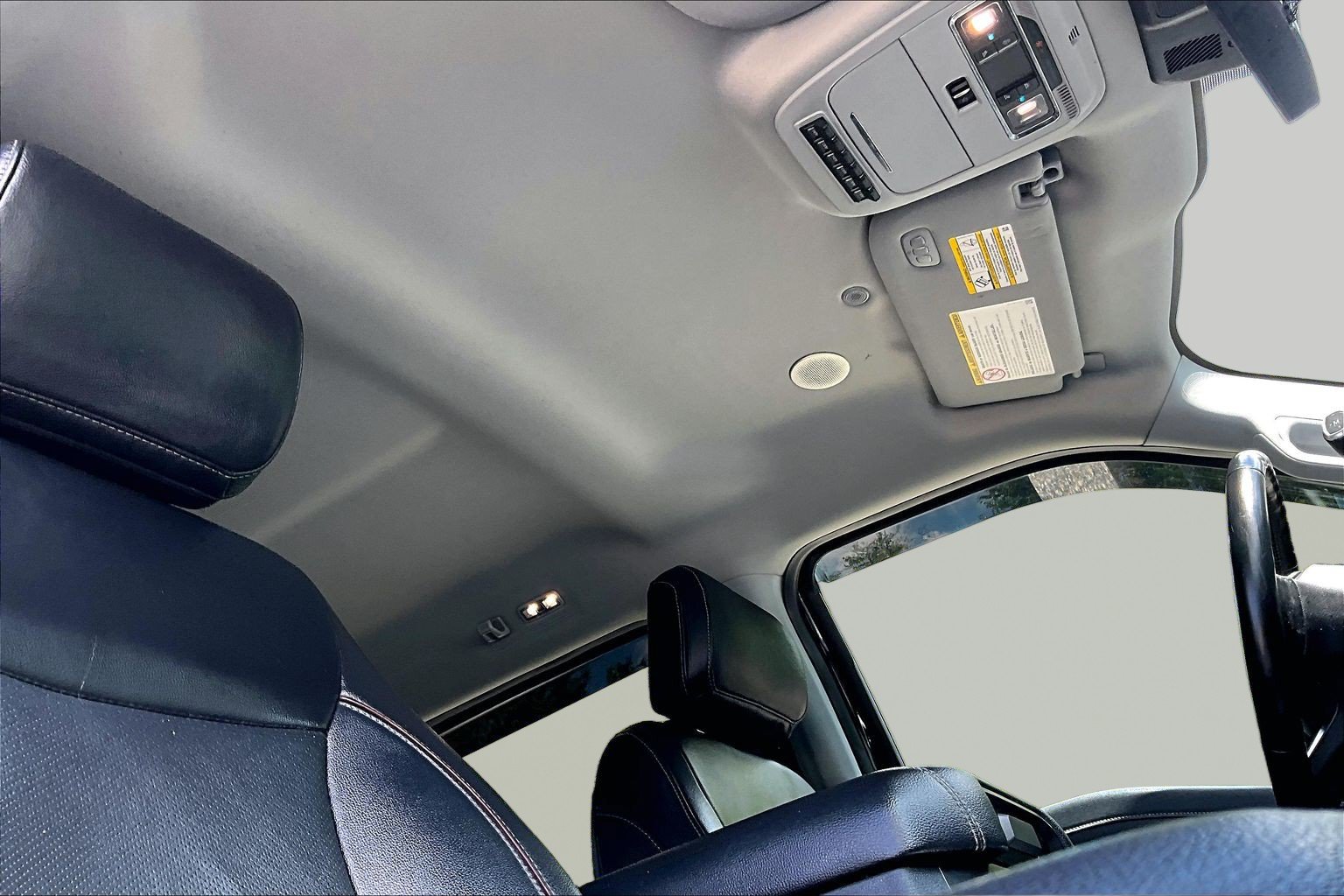 Certified 2024 Ford F350 Lariat w/ Lariat Ultimate Package AWD/4WD image 14