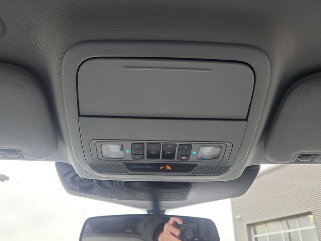 Certified 2023 Ford Explorer XLT w/ Equipment Group 202A image 19