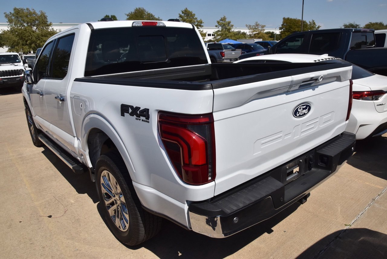 Certified 2024 Ford F150 Lariat w/ FX4 Off-Road Package AWD/4WD image 6