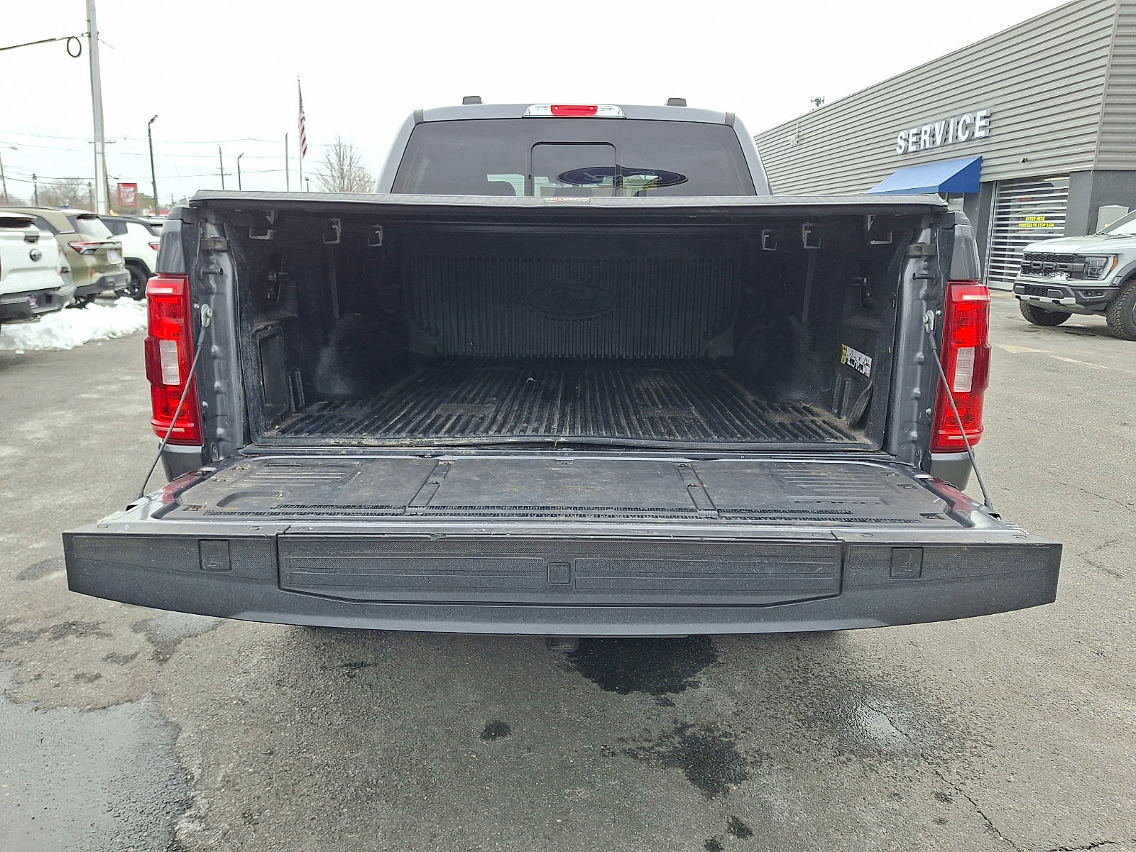 Certified 2022 Ford F150 XLT w/ Equipment Group 302A High image 30