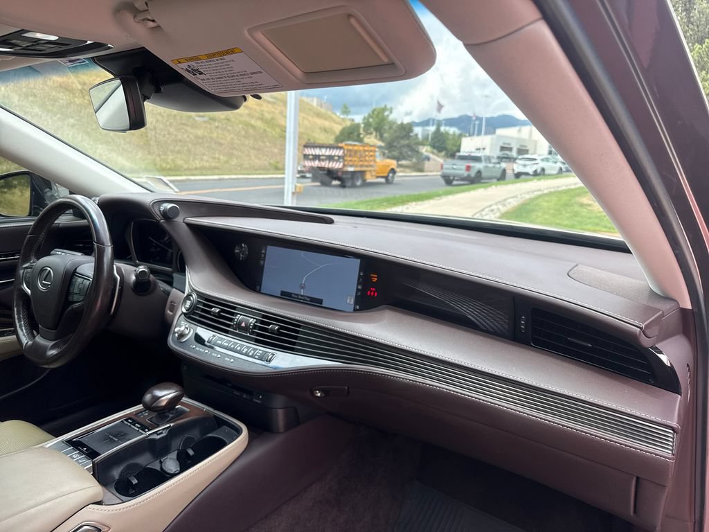 Used 2018 Lexus LS 500 AWD image 29