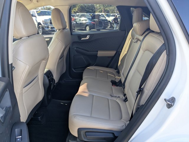 Certified 2020 Ford Escape SE image 15