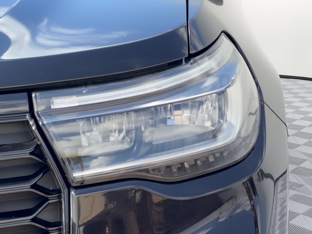 Certified 2025 Ford Explorer ST-Line w/ Premium Package RWD image 12