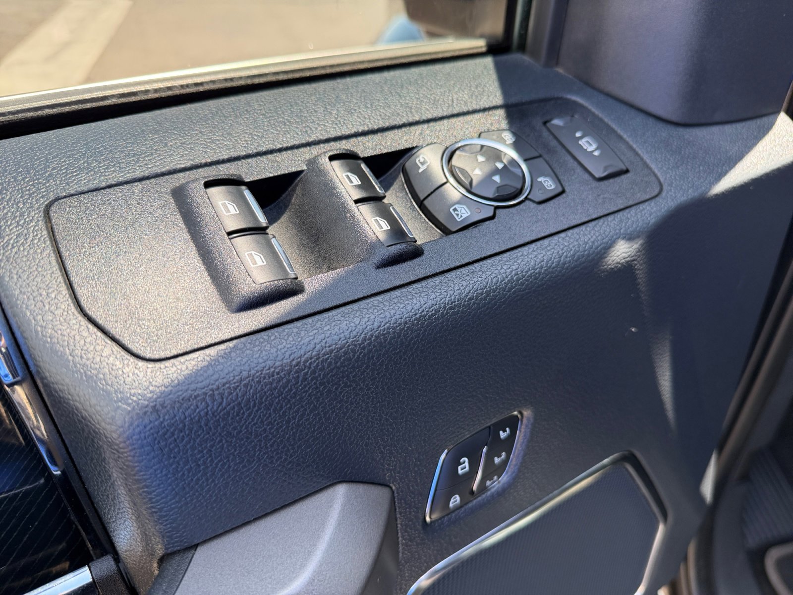 Certified 2022 Ford F450 Platinum AWD/4WD image 17