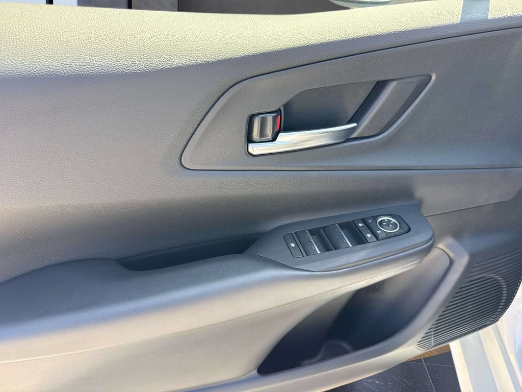 Used 2026 Toyota Prius Plug-In Hybrid FWD image 22