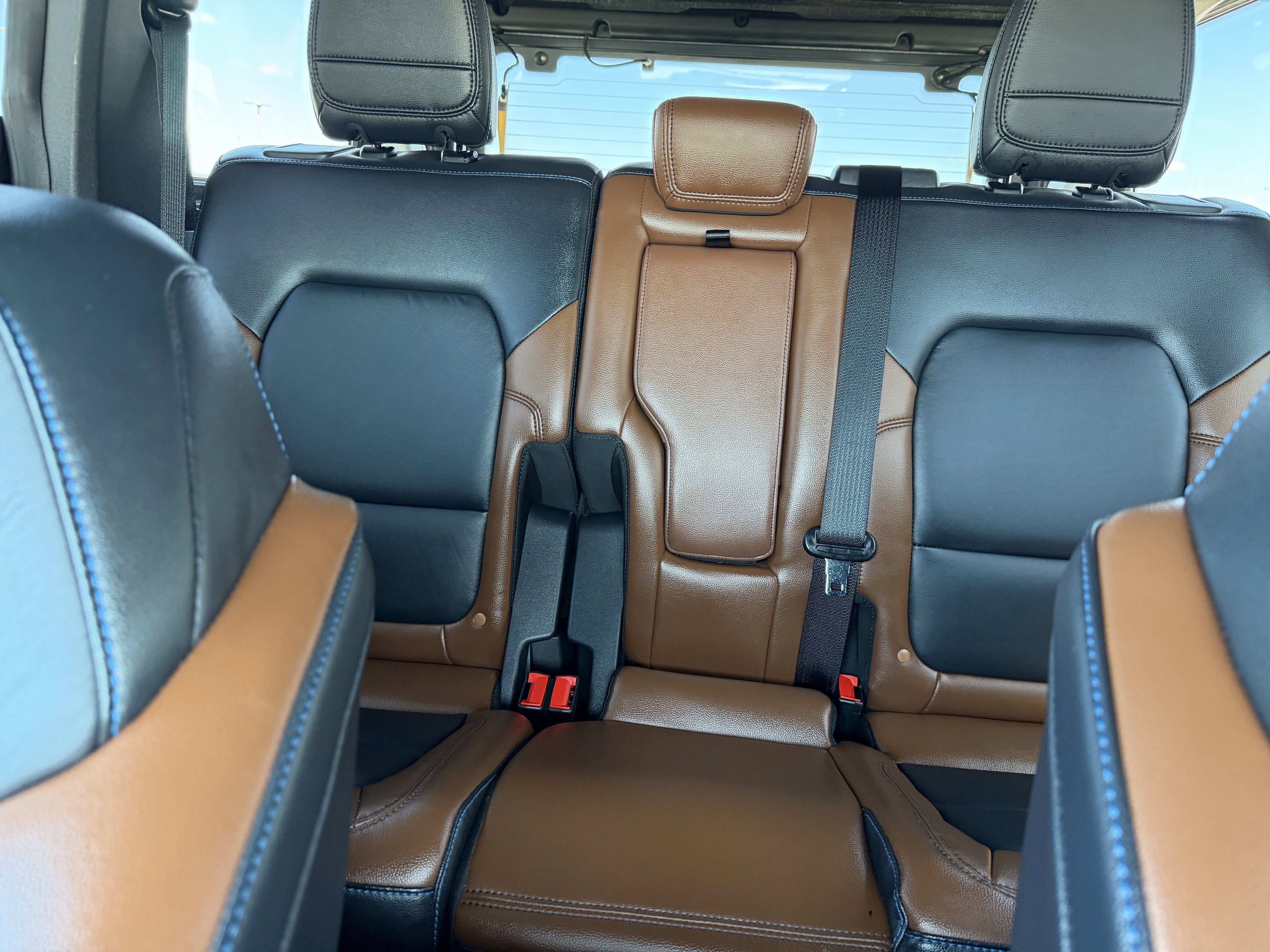 Certified 2023 Ford Bronco Outer Banks AWD/4WD image 13