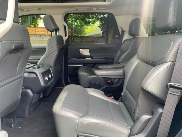 Certified 2025 Ford Expedition Active AWD/4WD image 19