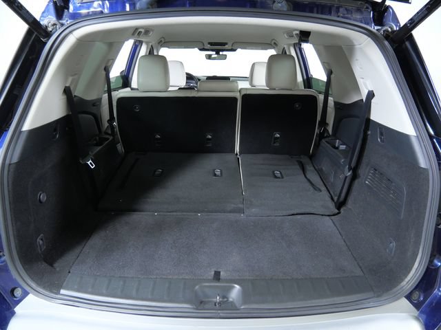 Used 2023 Nissan Pathfinder SL AWD/4WD image 9