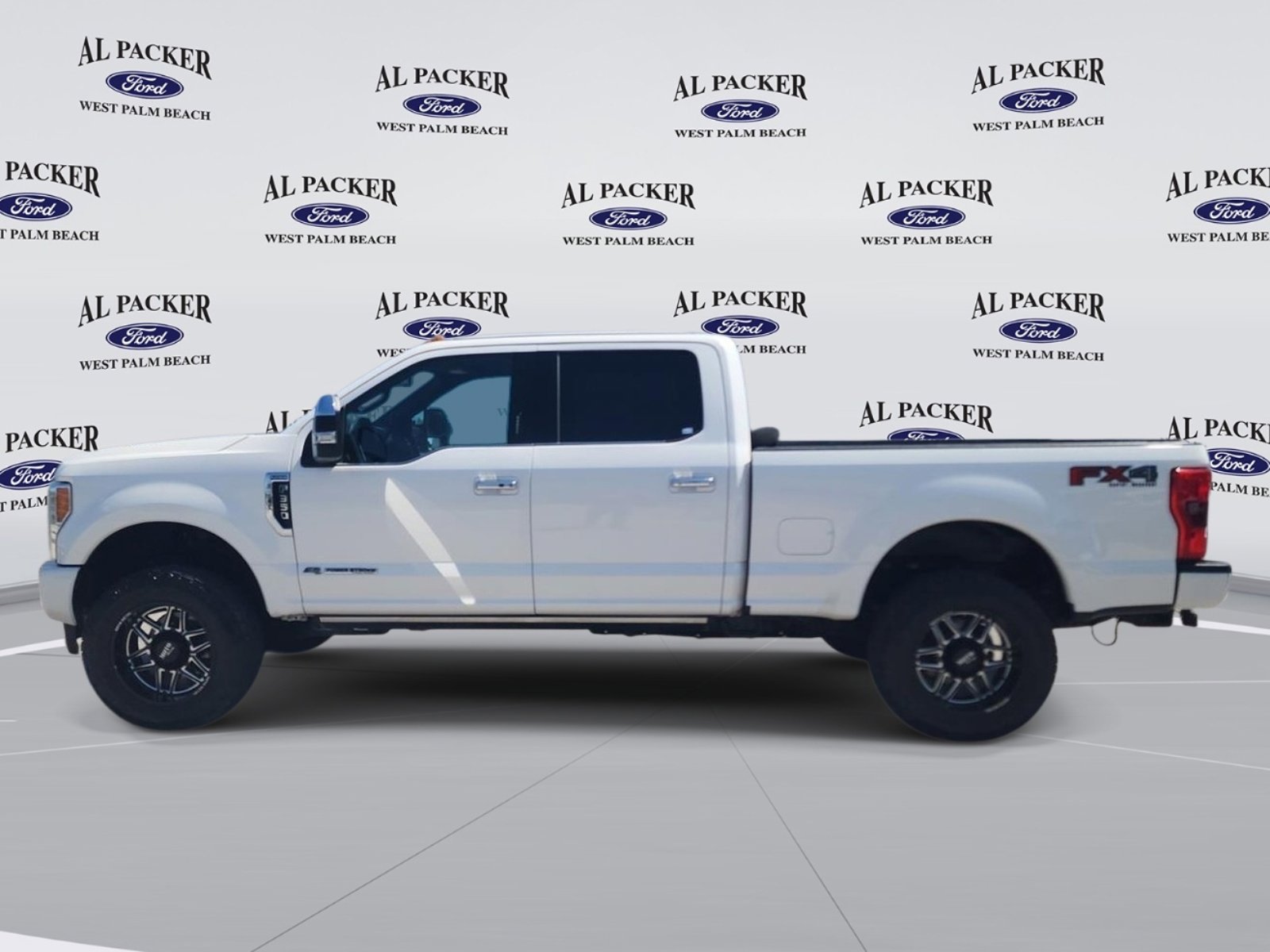 Certified 2017 Ford F350 Platinum w/ FX4 Off-Road Package AWD/4WD image 2