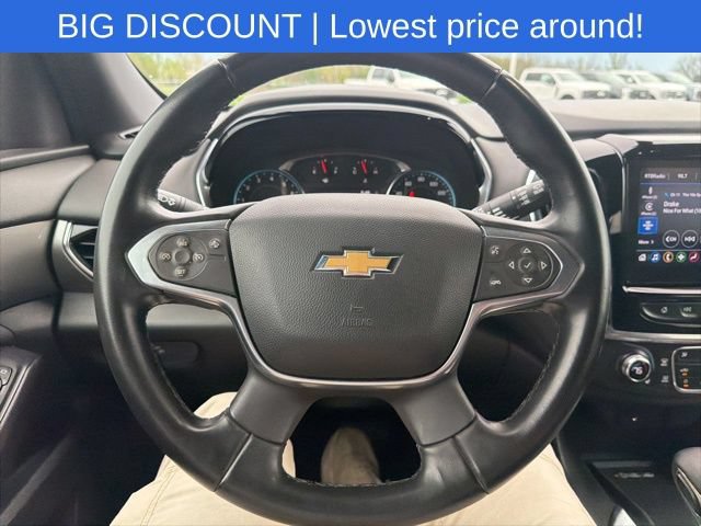 Used 2023 Chevrolet Traverse LT AWD/4WD image 44