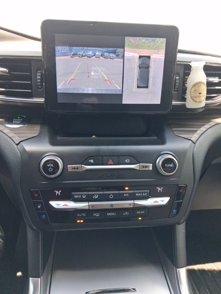 Certified 2020 Ford Explorer Limited RWD image 5