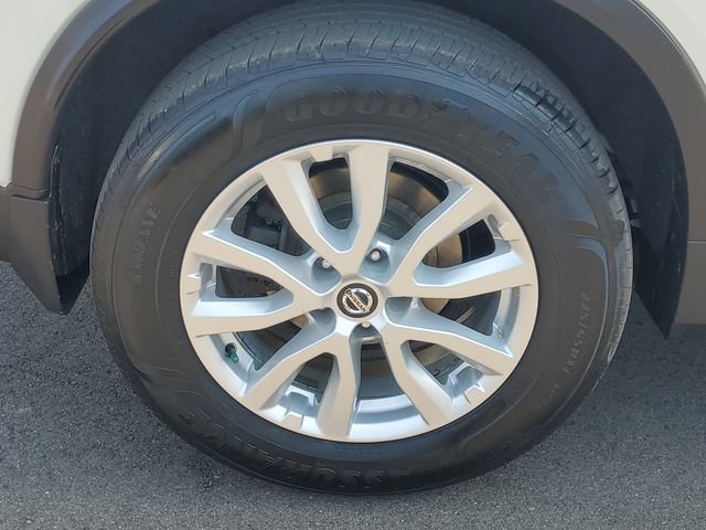 Used 2020 Nissan Rogue SV AWD/4WD image 5