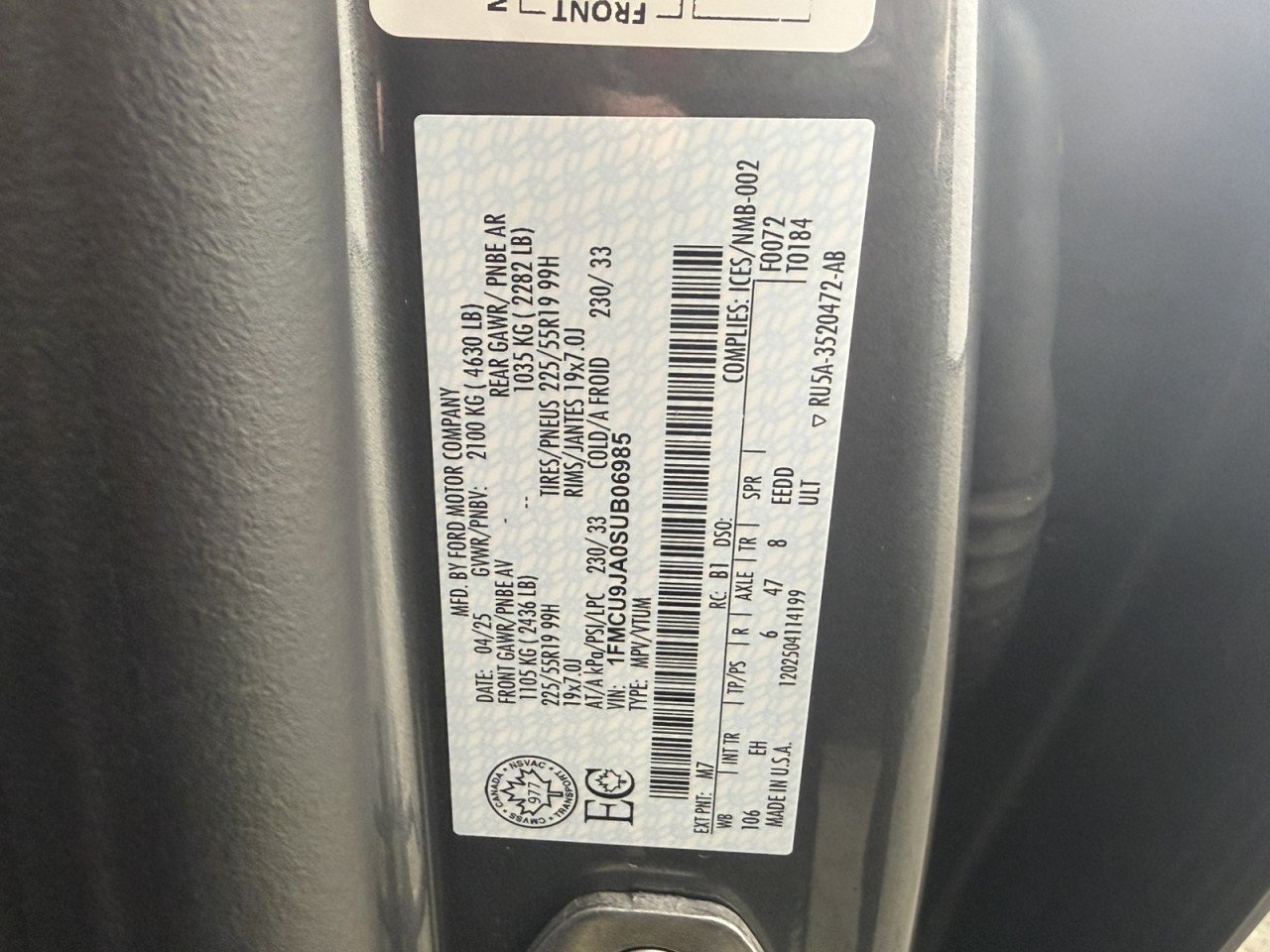 Certified 2025 Ford Escape Platinum AWD/4WD image 24