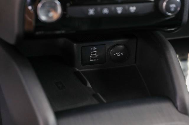 Certified 2025 Ford Escape Platinum AWD/4WD image 40