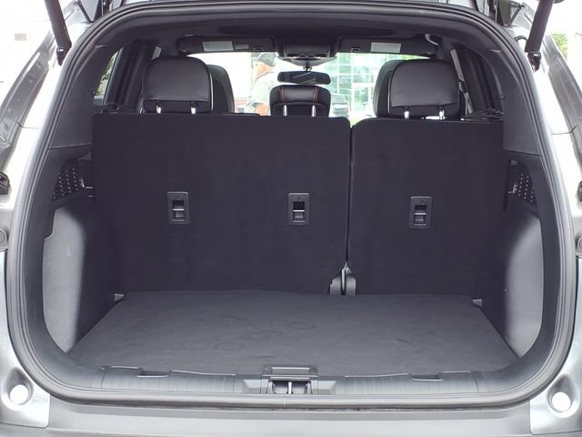 Certified 2025 Ford Escape ST-Line w/ Tech Pack #1 AWD/4WD image 9