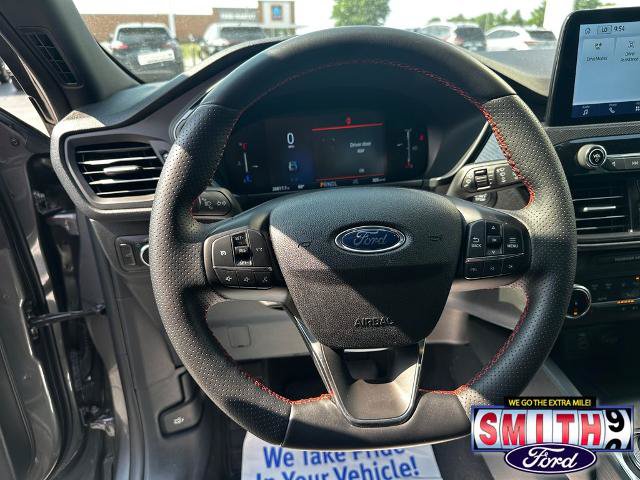 Certified 2025 Ford Escape ST-Line Select AWD/4WD image 20