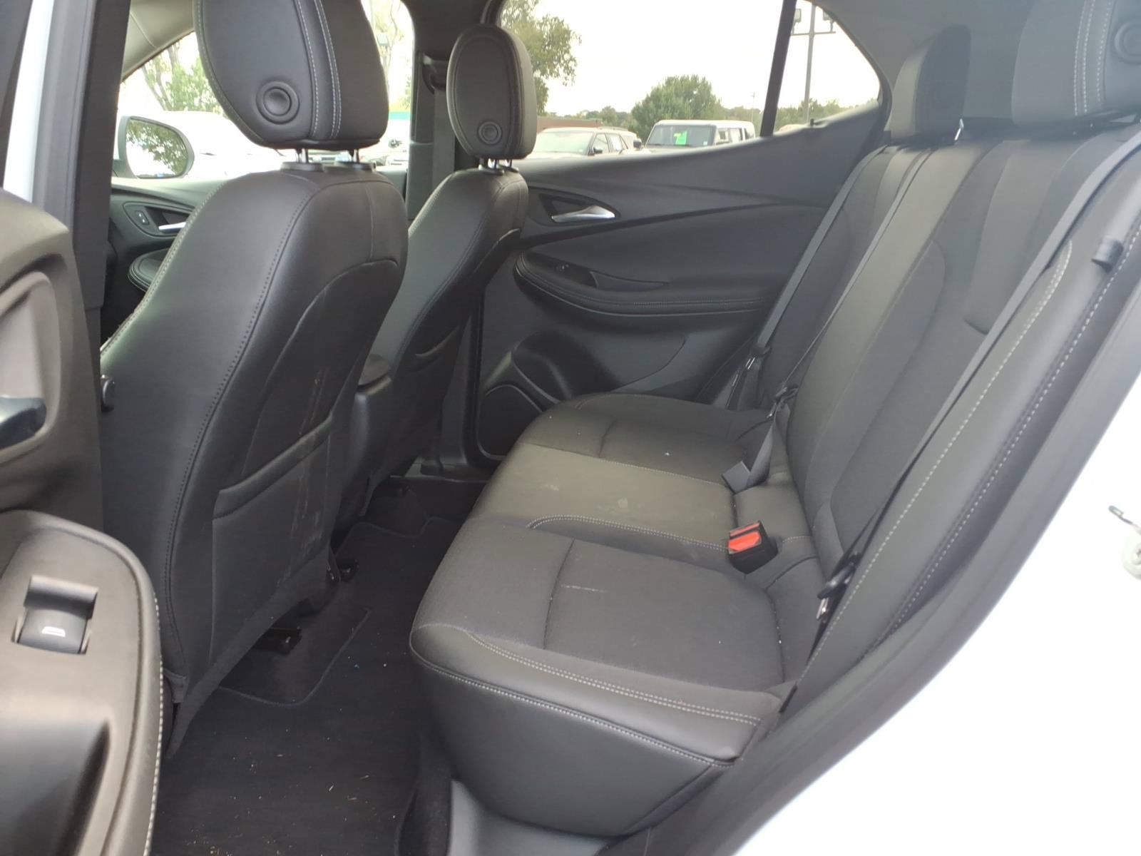 Used 2024 Buick Encore GX Preferred FWD image 21