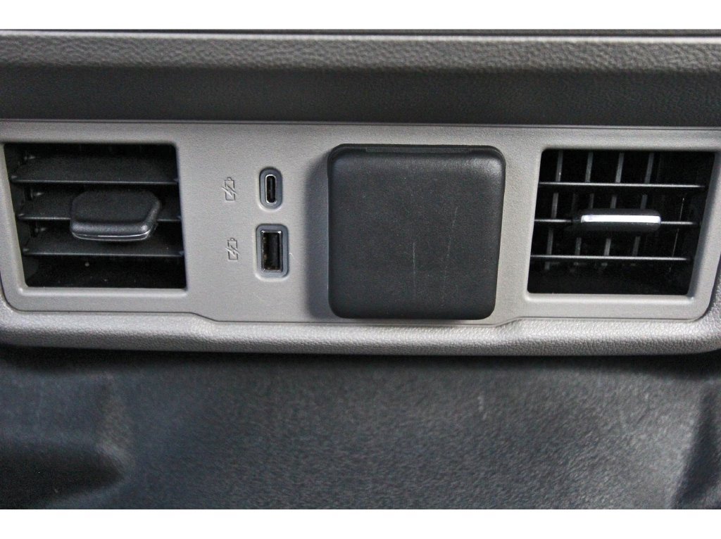Used 2026 Chevrolet Silverado 3500 LT w/ Texas Edition AWD/4WD image 13