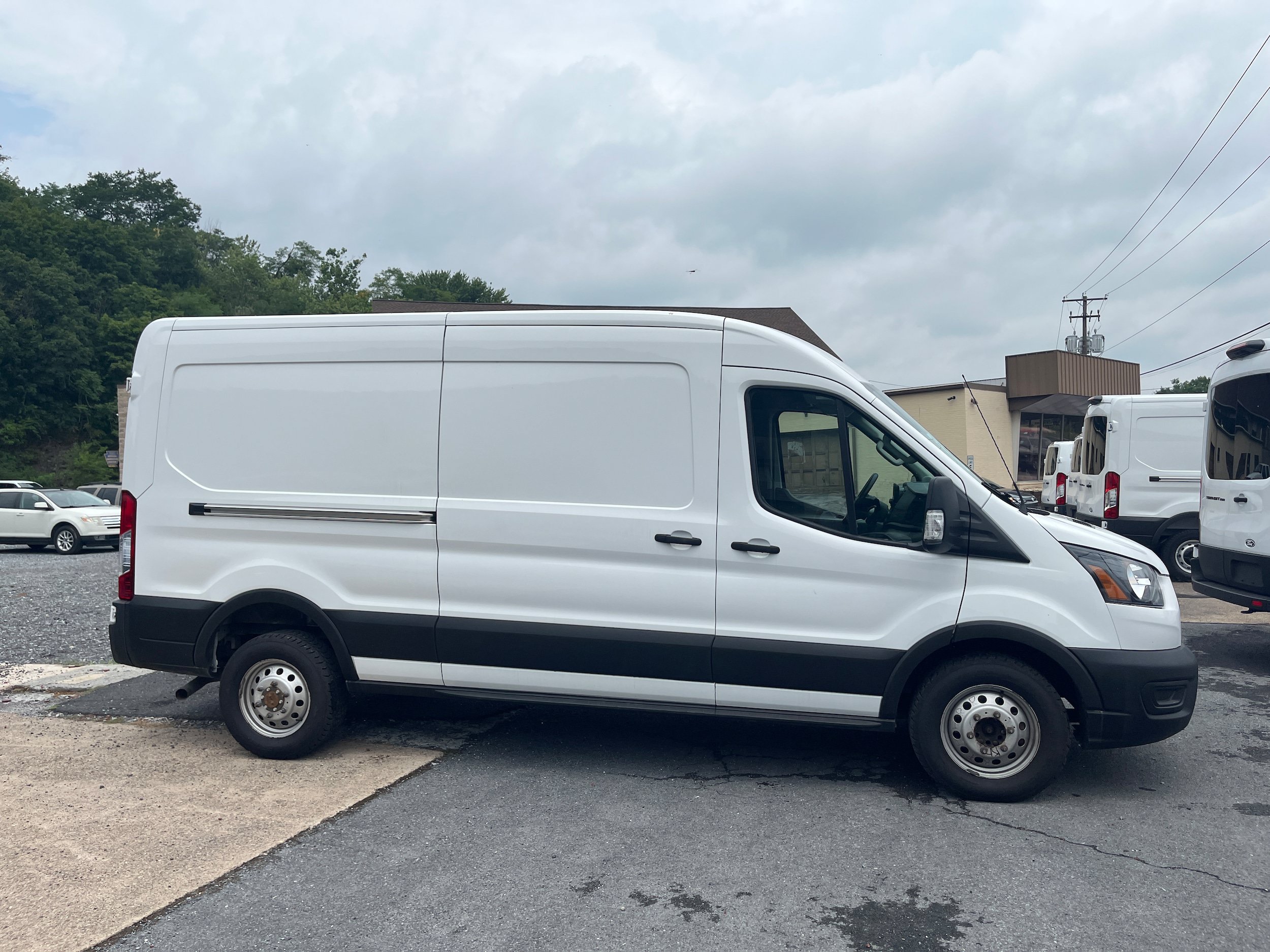Certified 2023 Ford Transit 250 Medium Roof AWD w/ Interior Upgrade Package image 5