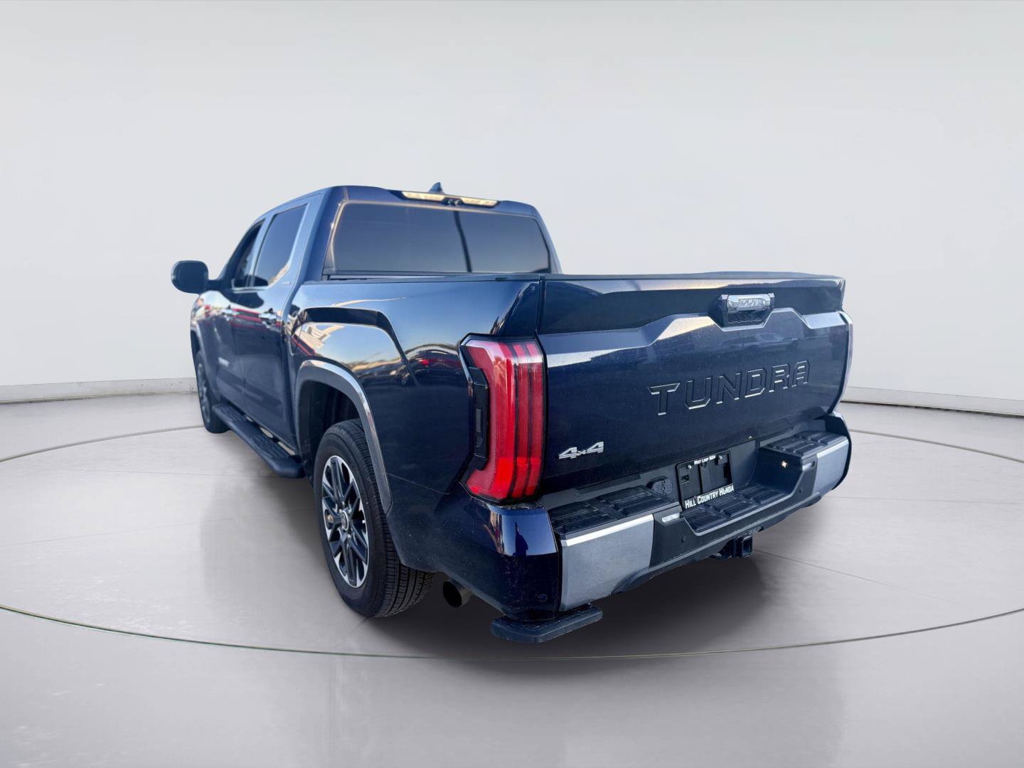 Used 2023 Toyota Tundra Limited AWD/4WD image 6
