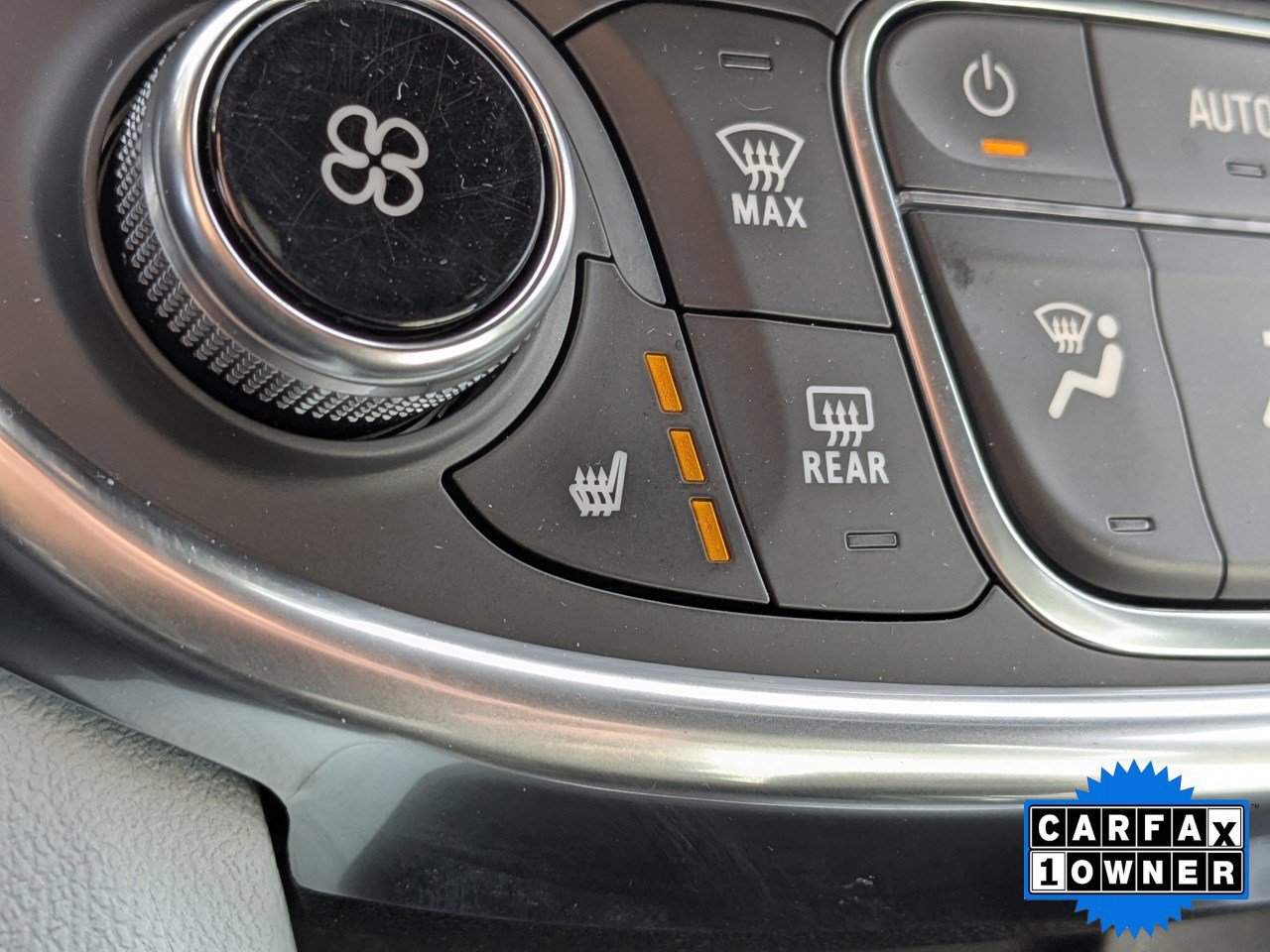 Used 2019 Chevrolet Volt Premier w/ Driver Confidence II Package image 26