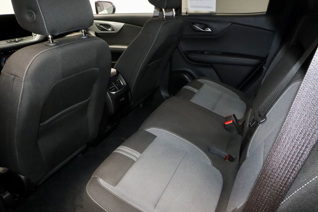 Used 2025 Chevrolet Blazer LT AWD/4WD image 21