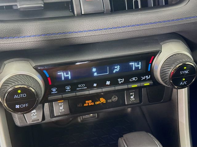 Used 2023 Toyota RAV4 SE image 19