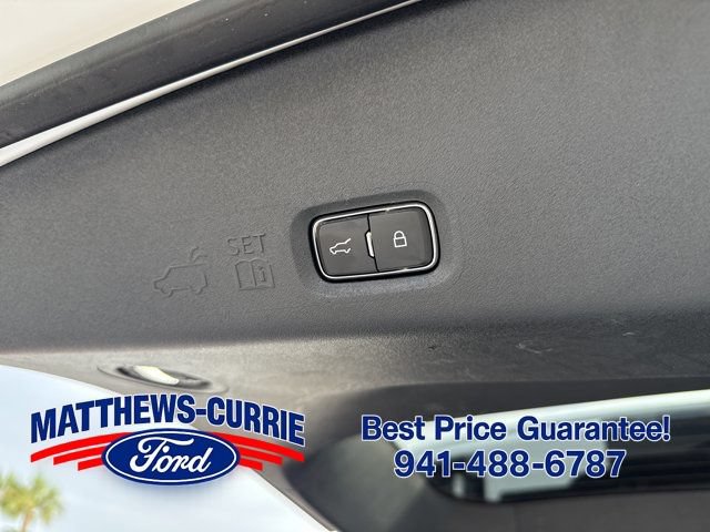 Certified 2025 Ford Expedition Active AWD/4WD image 15