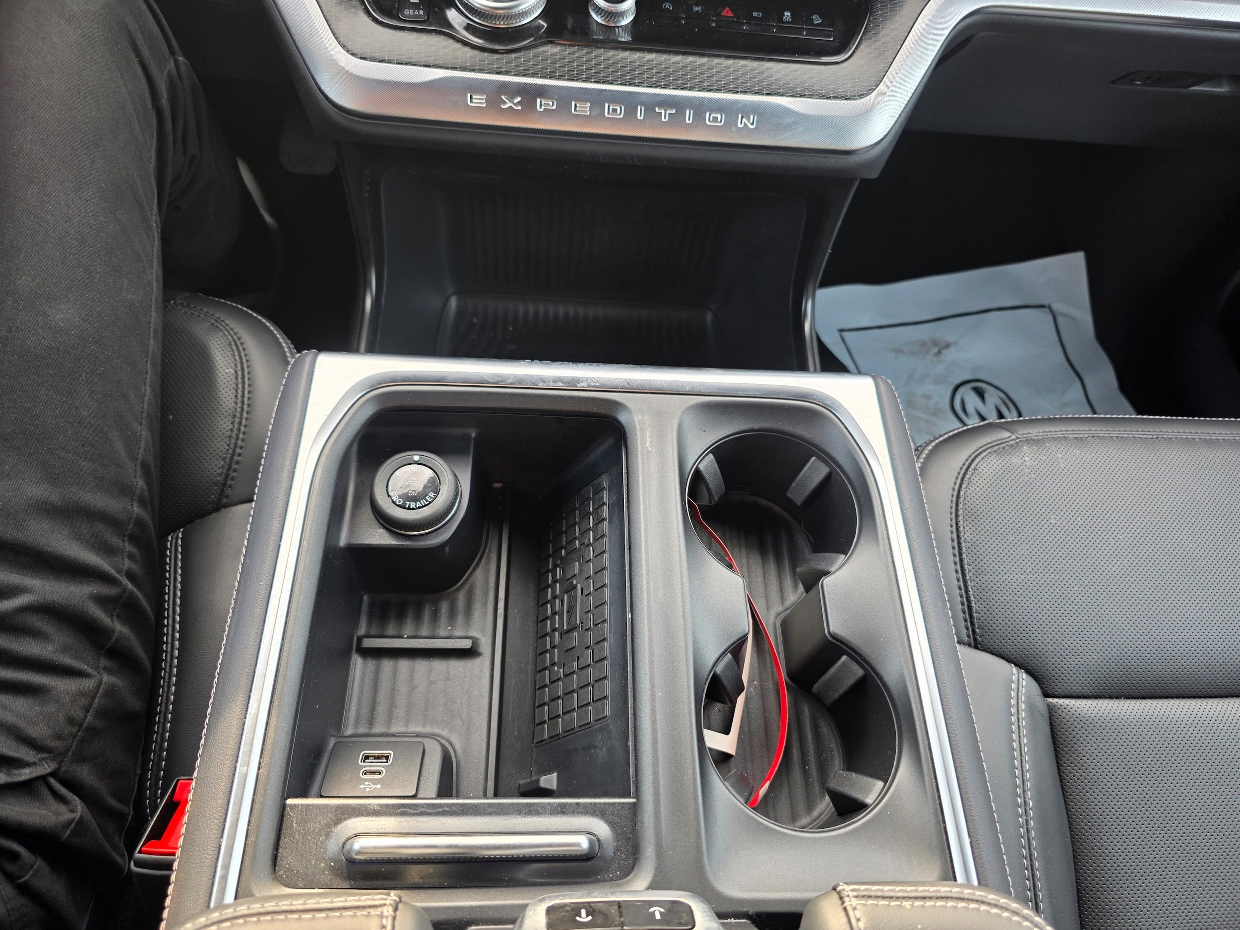 Certified 2025 Ford Expedition Max Platinum w/ Stealth Appearance Package AWD/4WD image 15