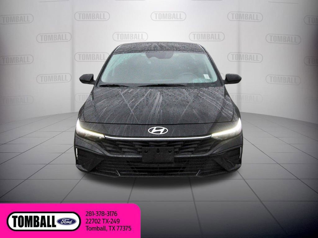 Used 2024 Hyundai Elantra SEL image 8