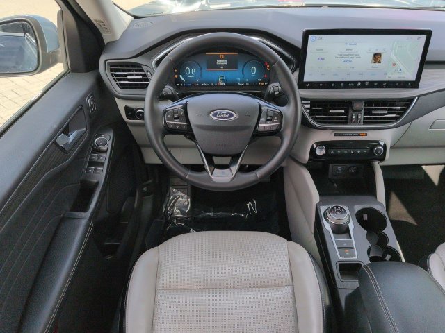 Certified 2023 Ford Escape Platinum AWD/4WD image 17