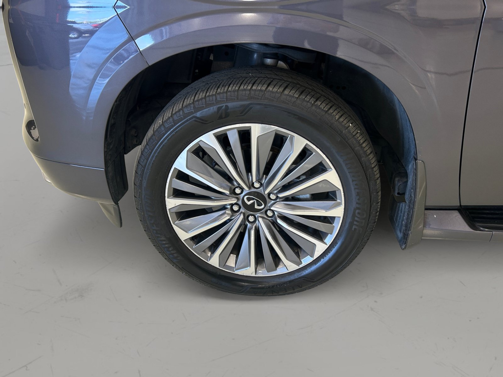 Used 2026 INFINITI QX80 Luxe AWD/4WD image 9