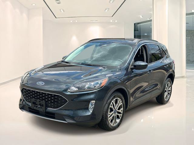Certified 2022 Ford Escape SEL w/ Technology Package AWD/4WD image 3