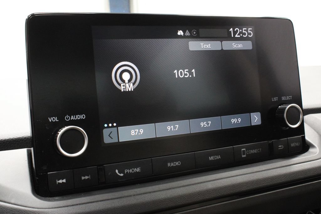 Used 2025 Honda Accord SE image 2