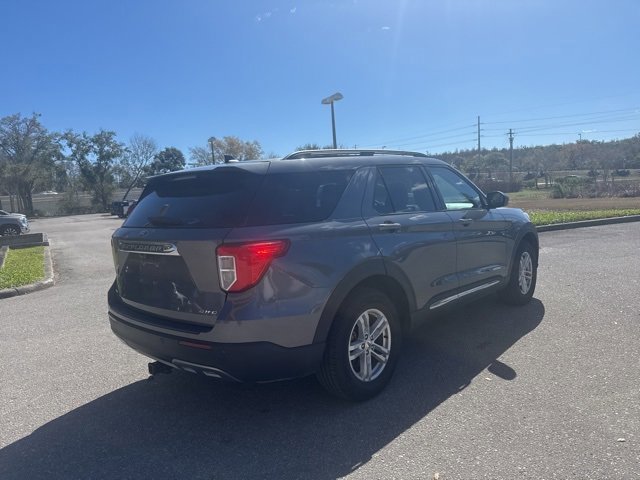 Certified 2022 Ford Explorer XLT w/ Equipment Group 202A image 5