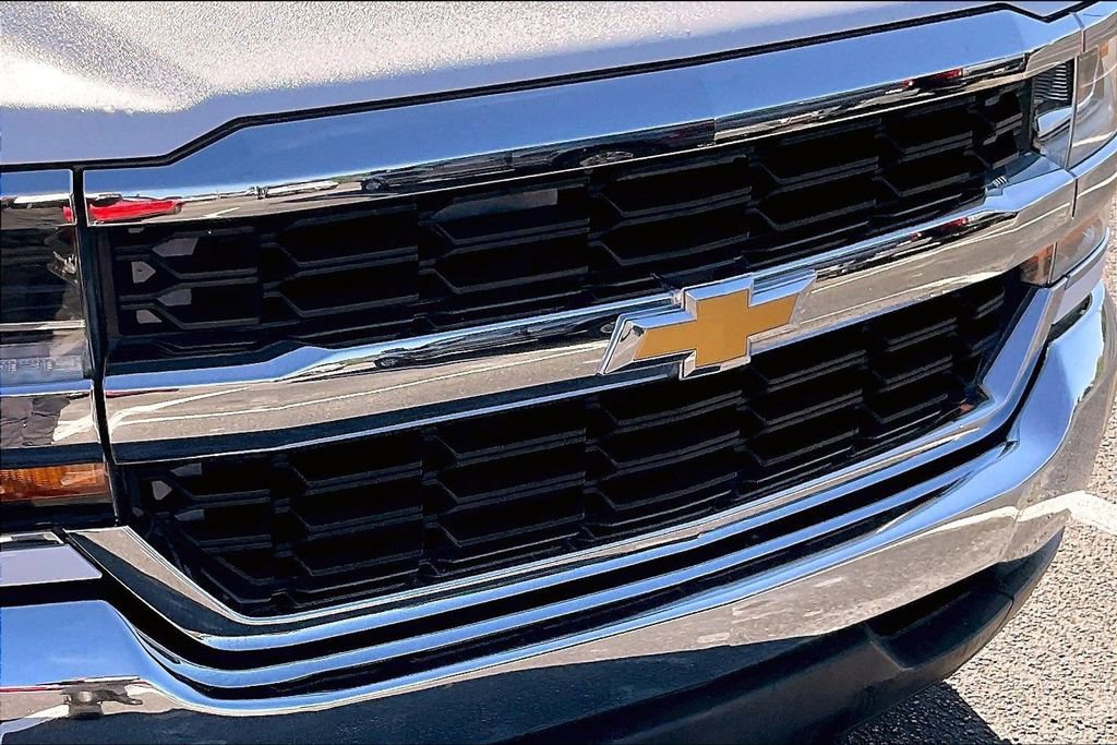 Used 2017 Chevrolet Silverado 1500 LT w/ All Star Edition RWD image 28