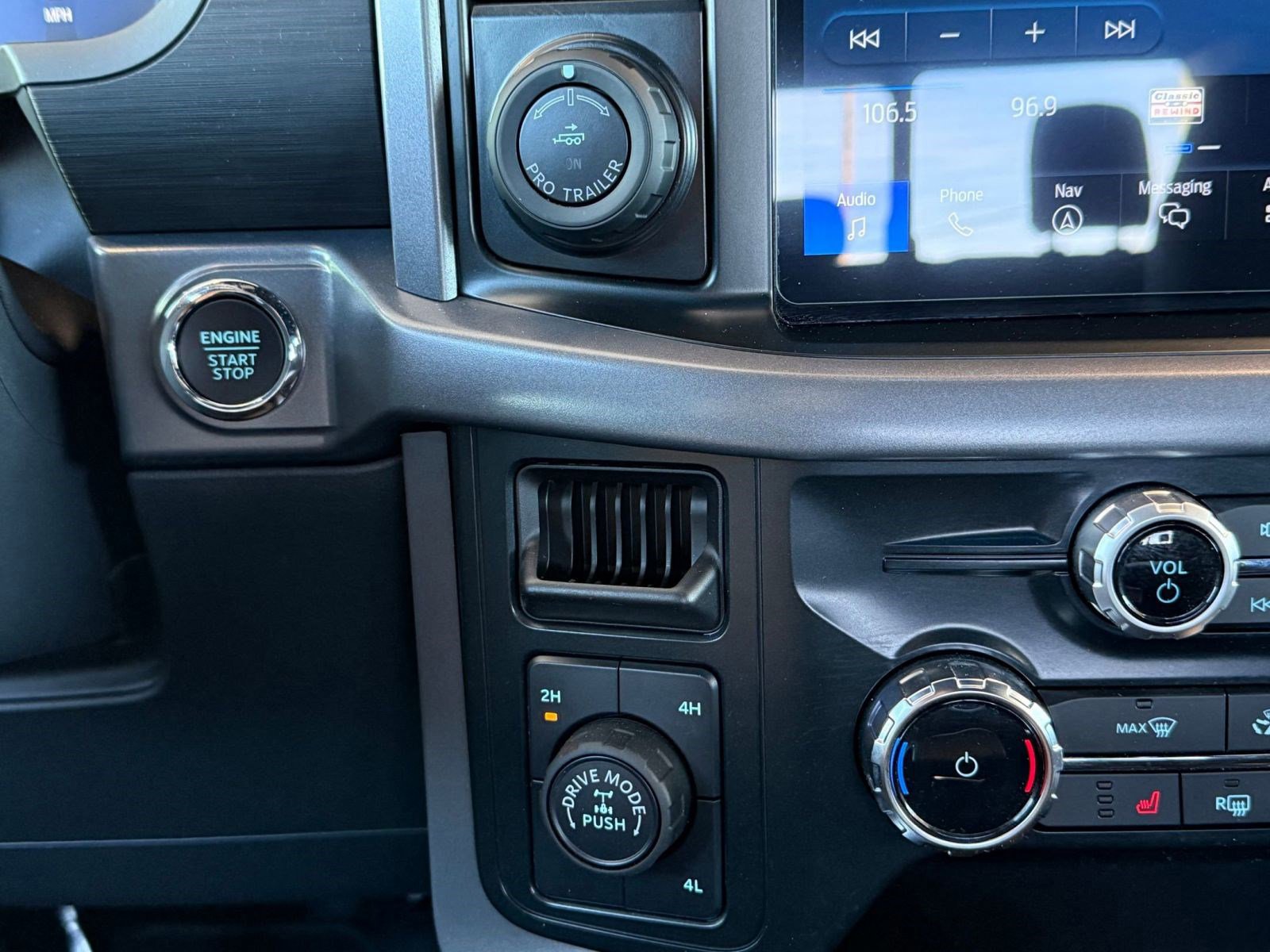 Certified 2025 Ford F150 XLT w/ Equipment Group 302A MID image 20