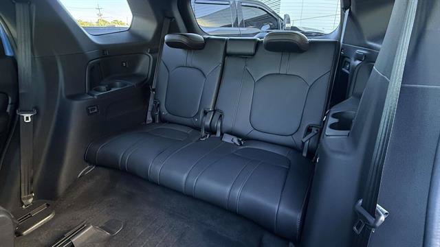 Used 2025 Honda Pilot TrailSport image 30