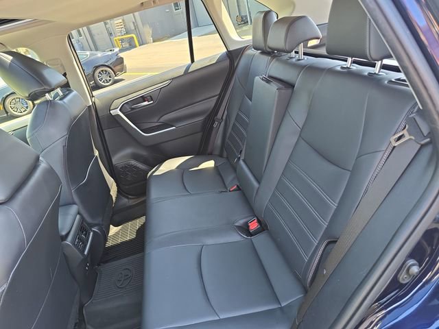 Used 2020 Toyota RAV4 XLE Premium AWD/4WD image 22