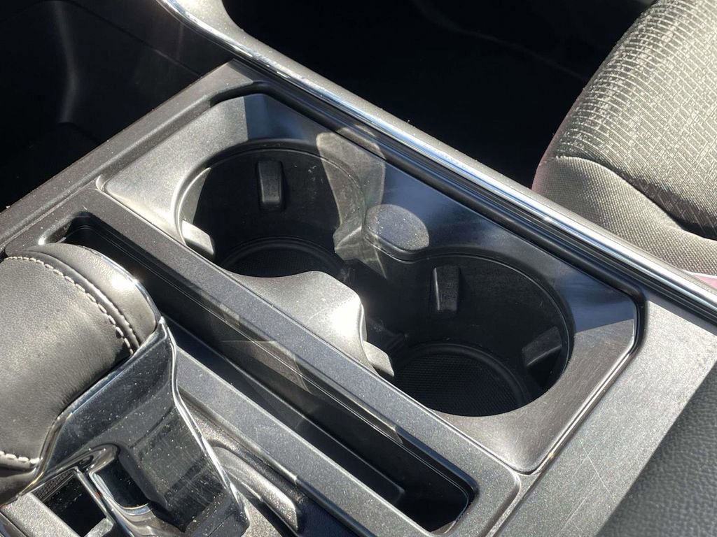 Certified 2022 Ford F150 XLT w/ Equipment Group 302A High image 28