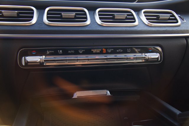 Used 2025 Mercedes-Benz GLE 350 4MATIC image 25
