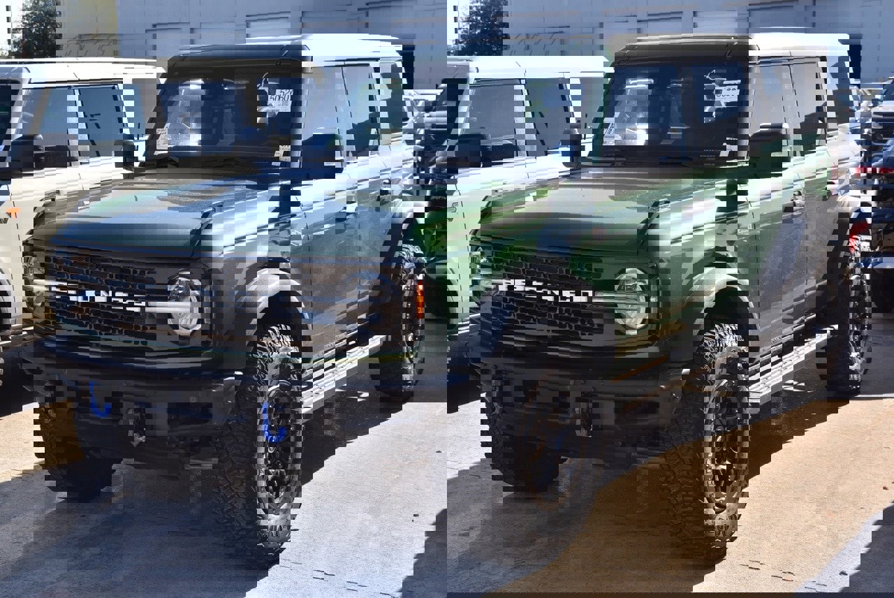 Certified 2024 Ford Bronco Wildtrak image 2