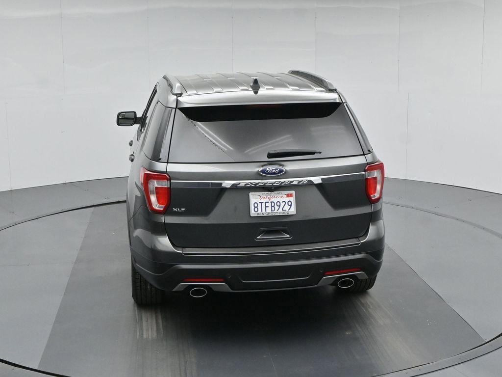 Certified 2018 Ford Explorer XLT image 15
