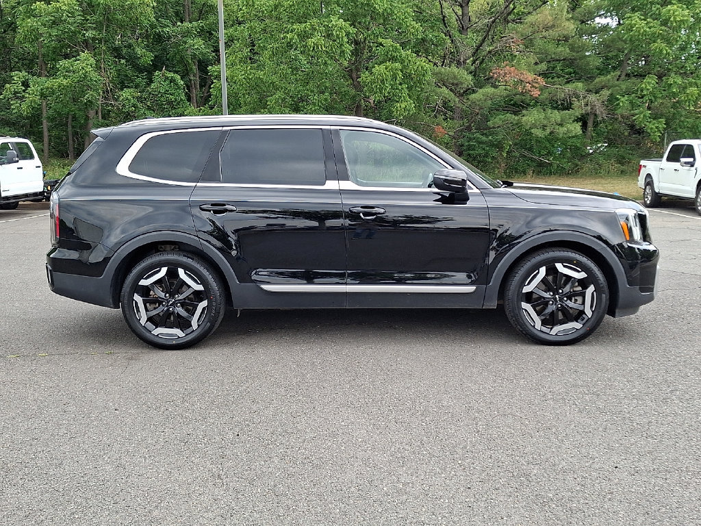 Used 2023 Kia Telluride EX AWD/4WD image 10