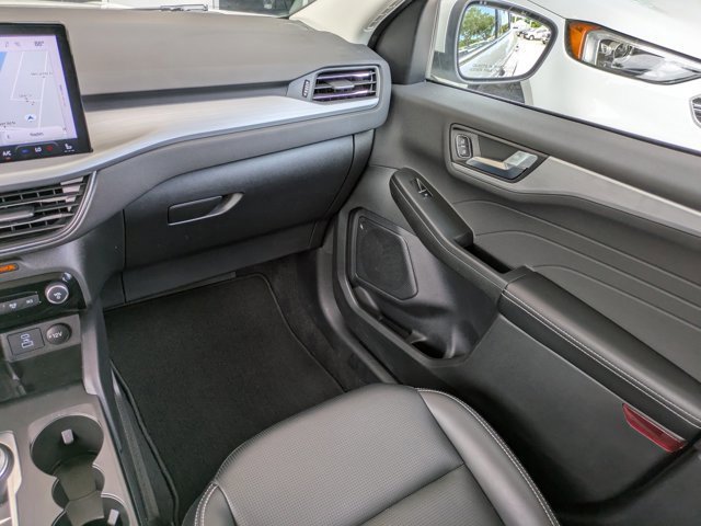 Certified 2023 Ford Escape Platinum image 14