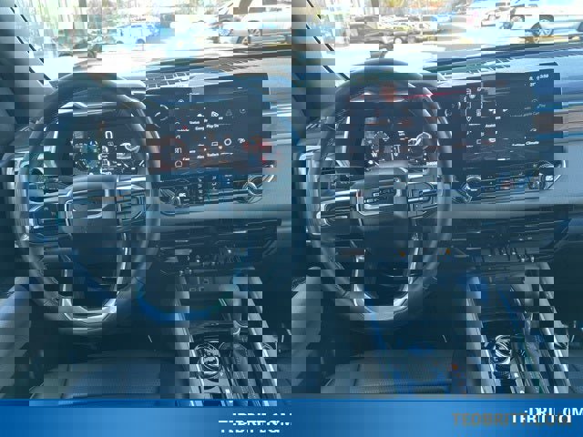 Used 2023 GMC Canyon Denali image 18