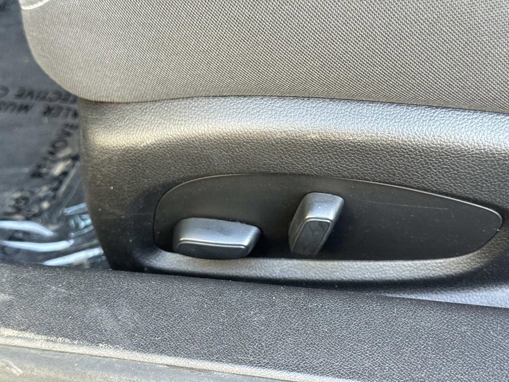 Used 2021 Chevrolet Camaro LT w/ RS Package image 24