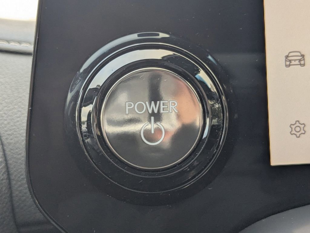 Used 2025 Lexus LX 700h Overtrail image 34